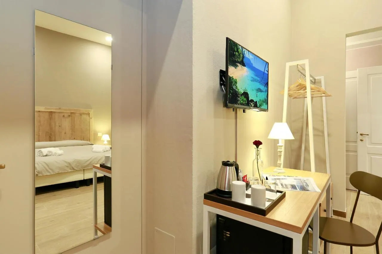 ***  Bed and Breakfast Tornabuoni Boutique Florencia Italia