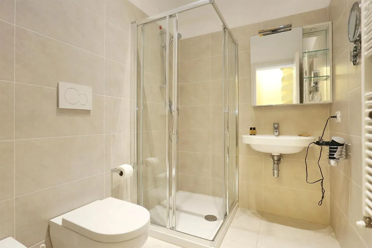 피렌체 Tornabuoni Boutique B&B