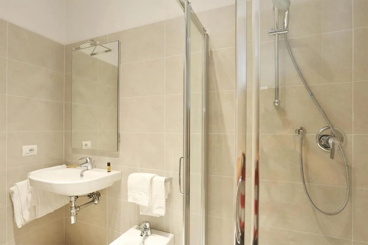 Tornabuoni Boutique Bed & Breakfast Florence